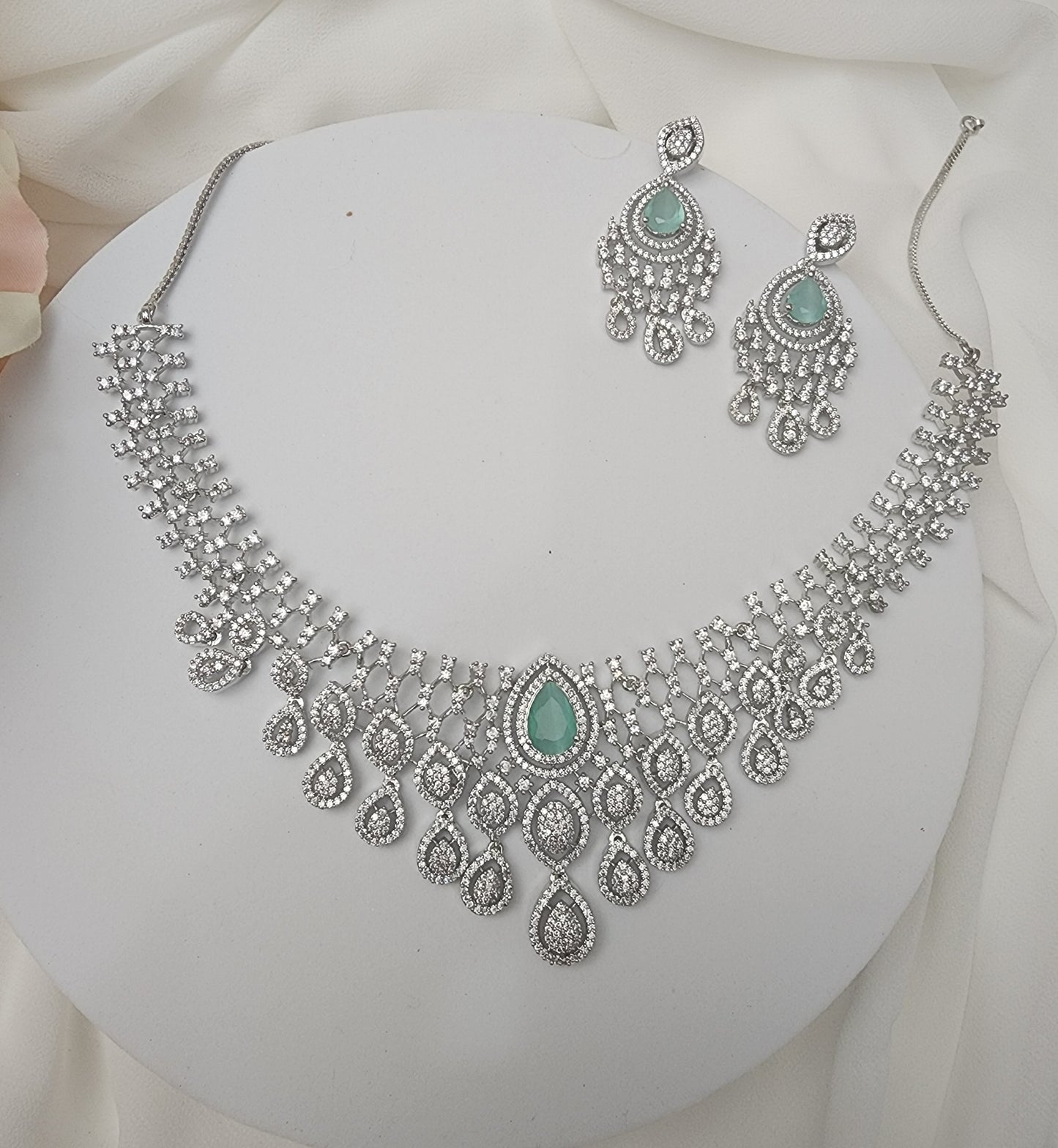 Aria sivertone CZ necklace set