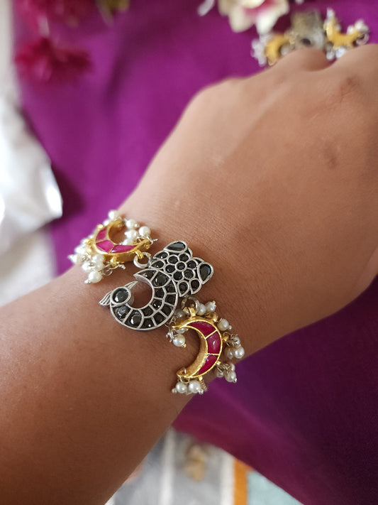 Gomathi bracelet bangle