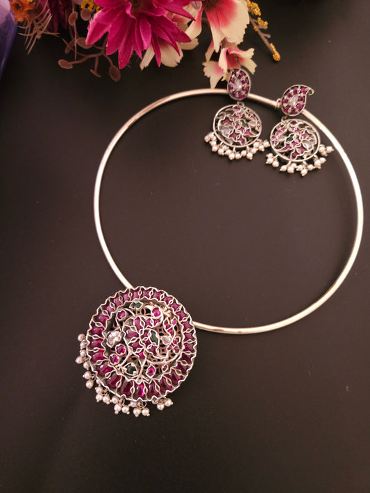 Achyutha Kemp hasli necklace set