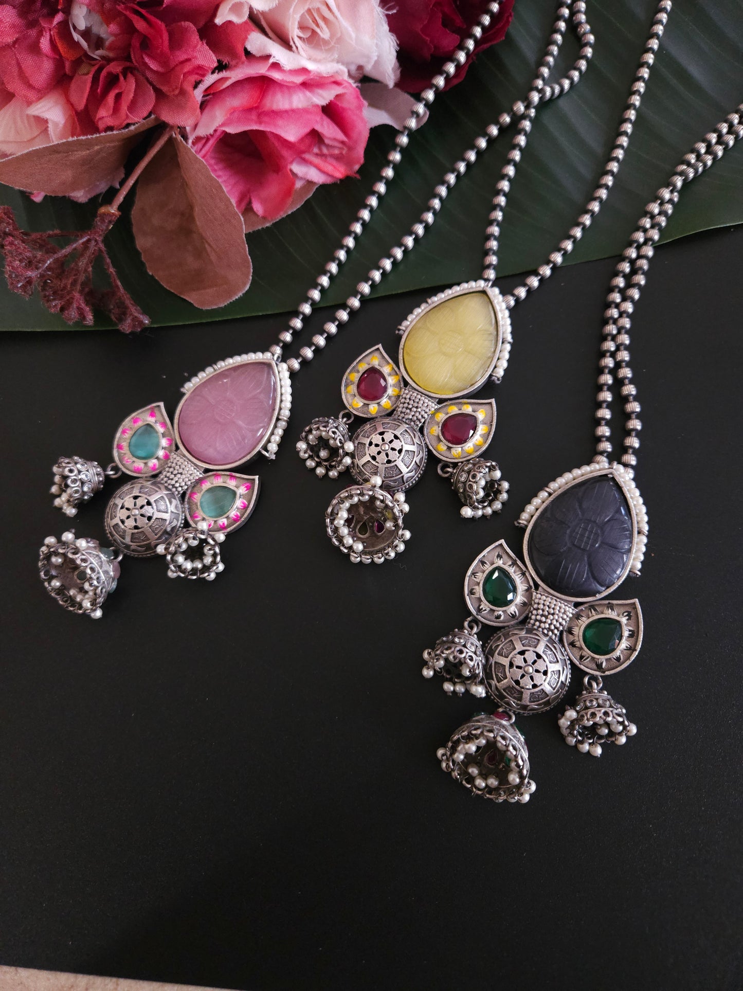 Aanshi fusion pendant necklace set