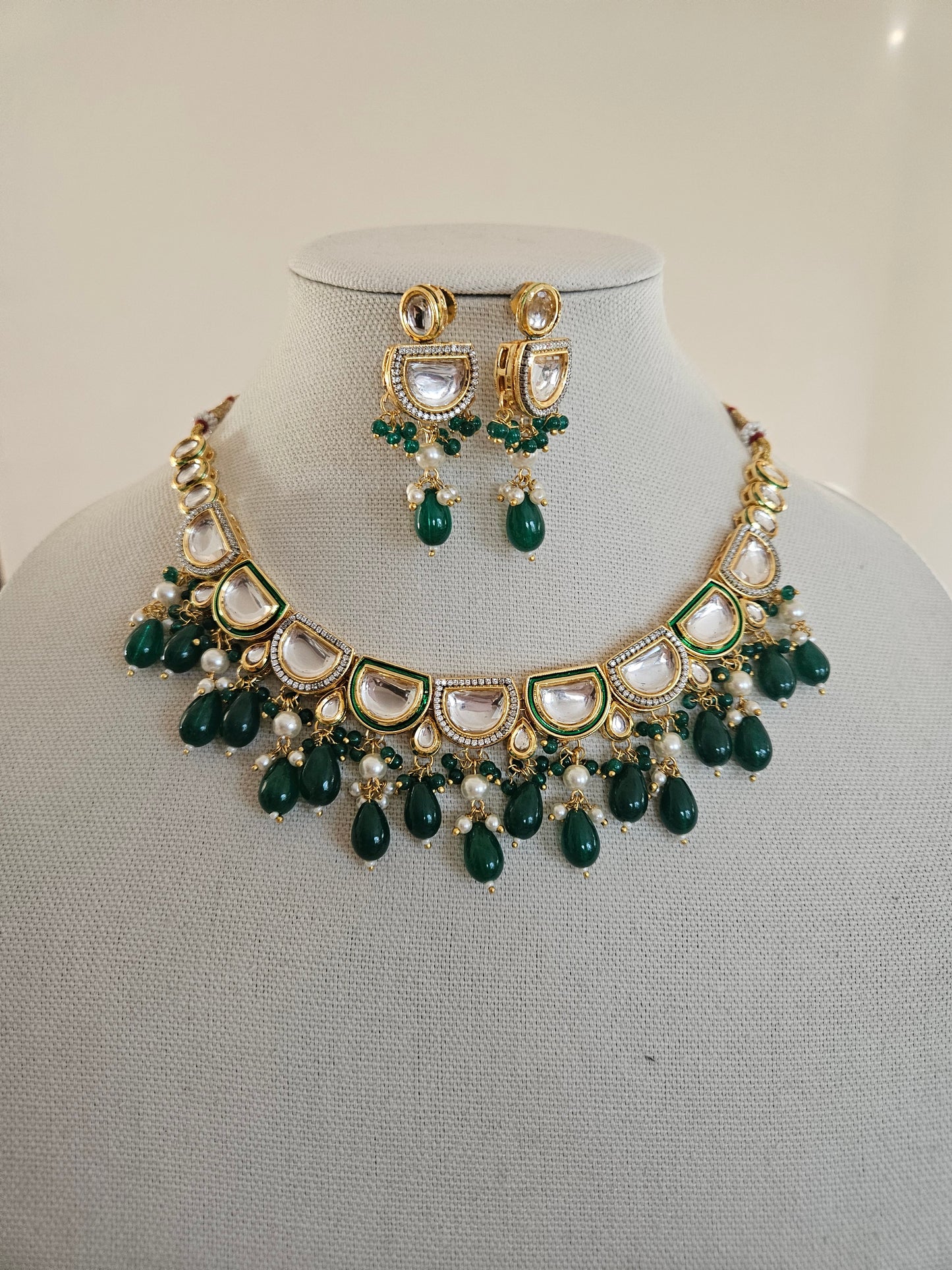 Reena kundan choker necklace set