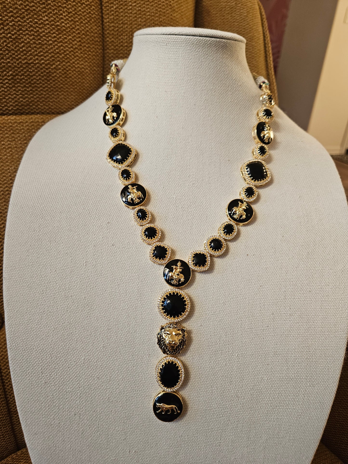 Laya sabyasachi inspired contemporary necklace set