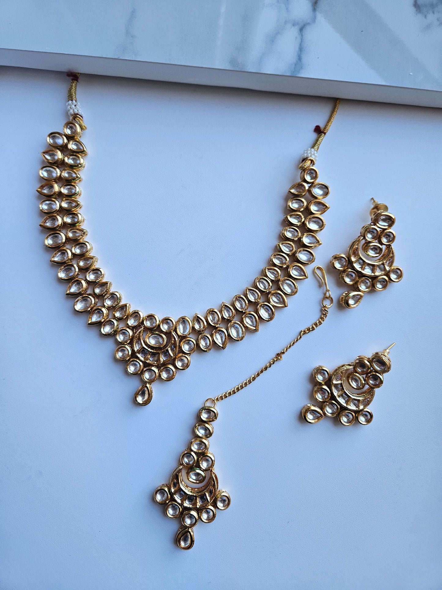 Arva kundan necklace set