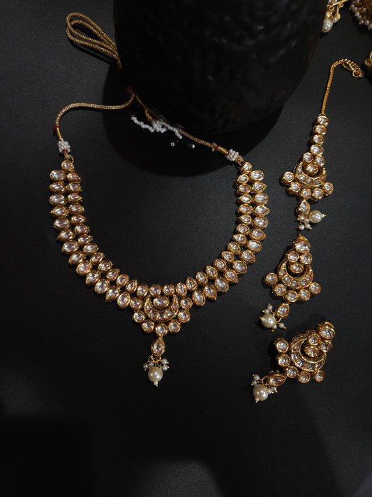 Arva kundan necklace set