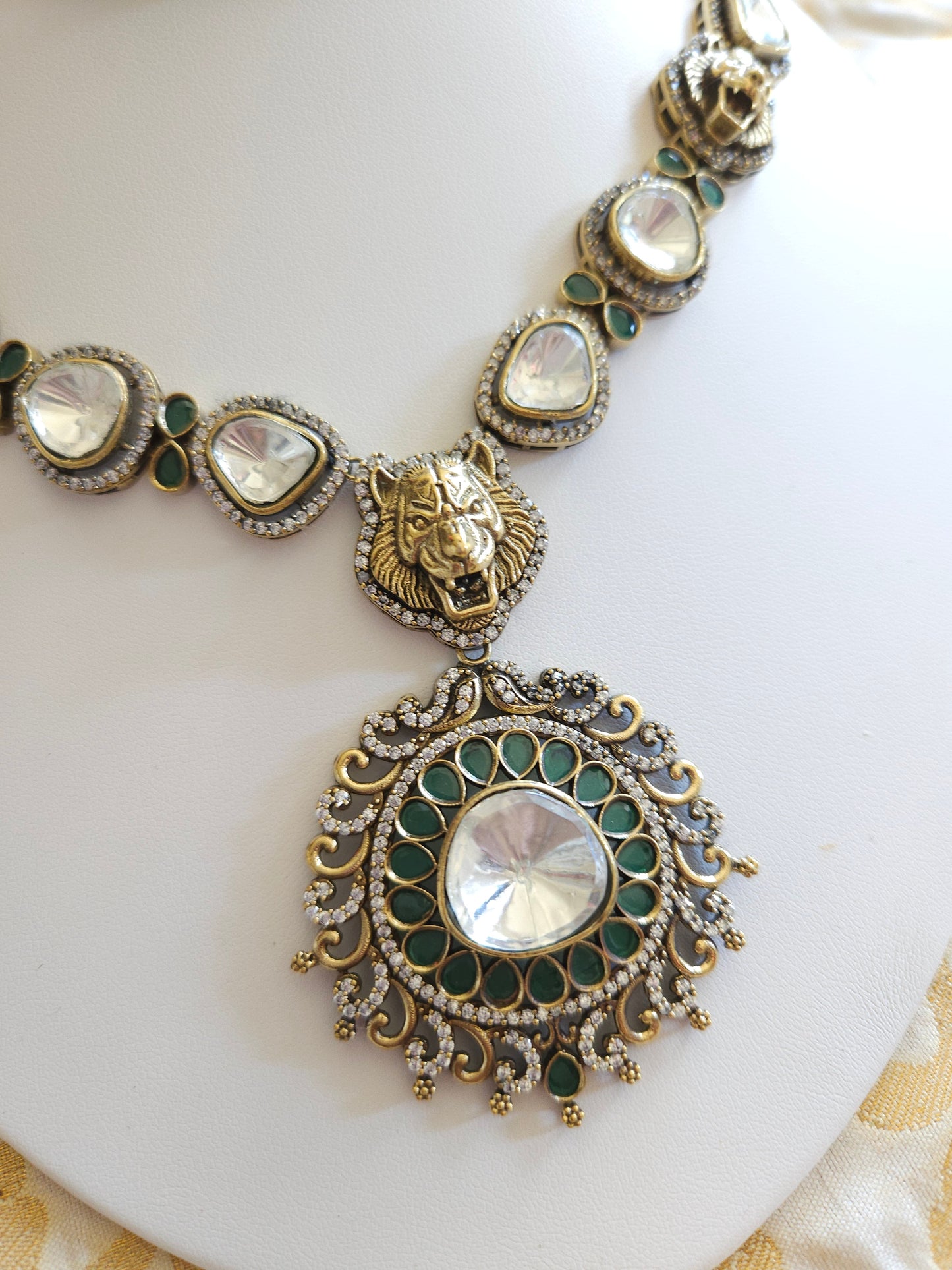 Laya sabyasachi inspired contemporary necklace set