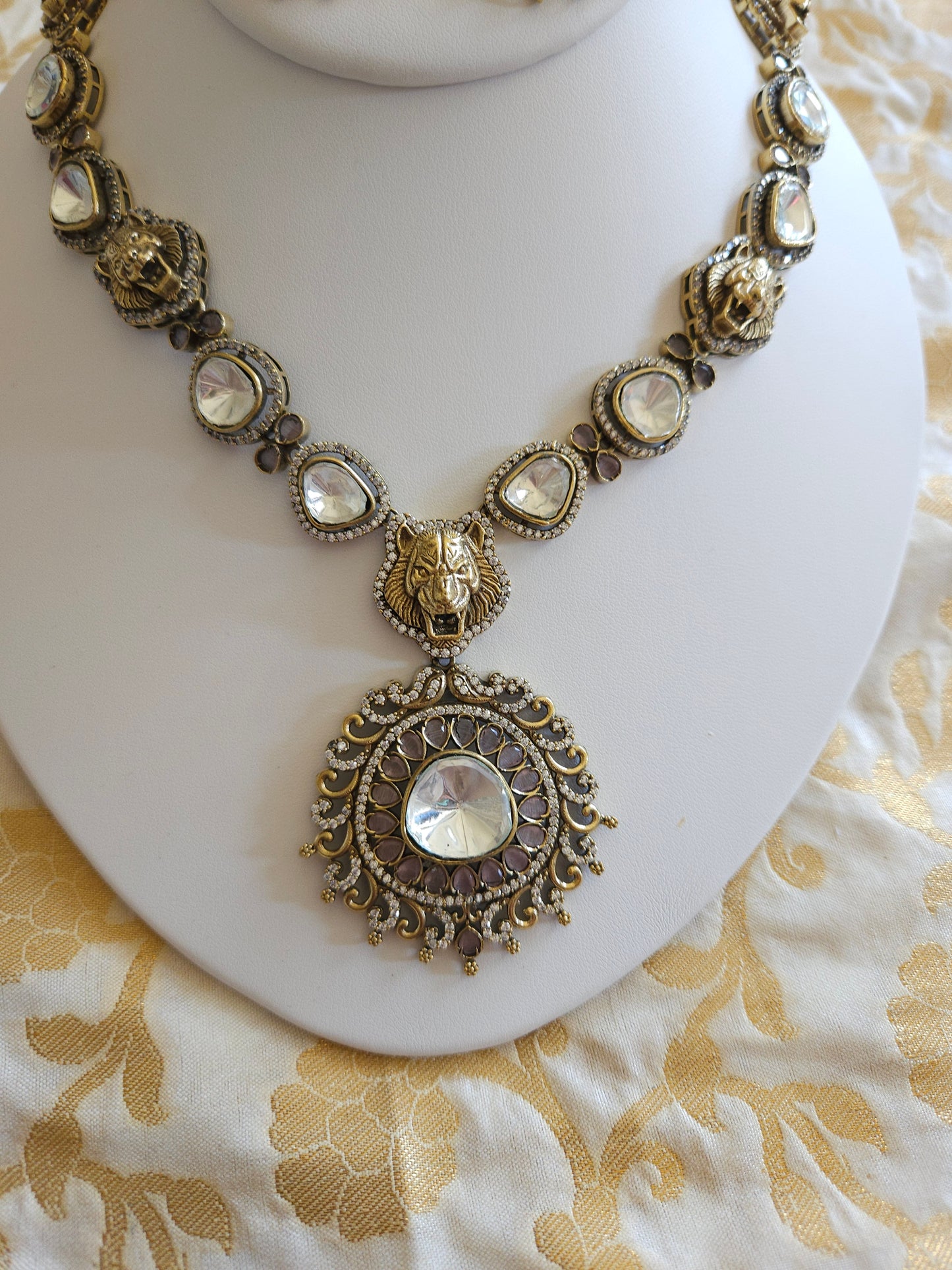 Laya sabyasachi inspired contemporary necklace set