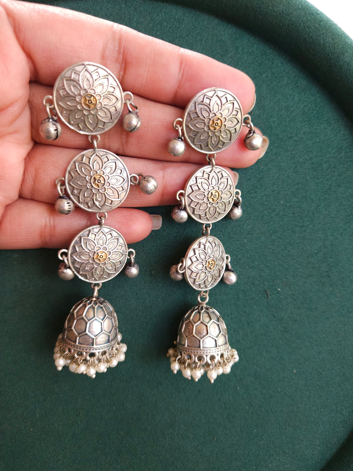 Anthara light weight dualtone jhumka earrings