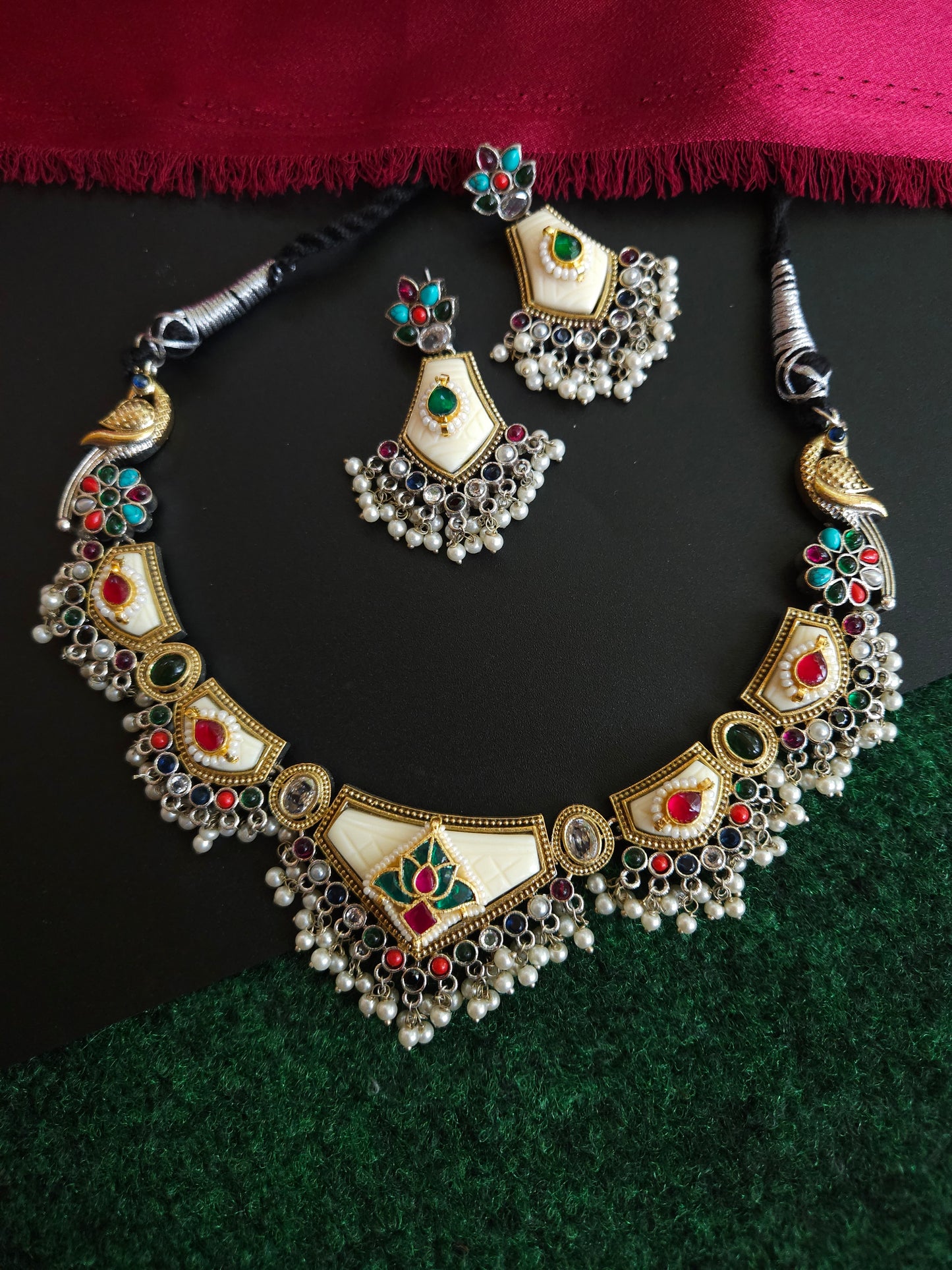 Achyutha dualtone fusion necklace set