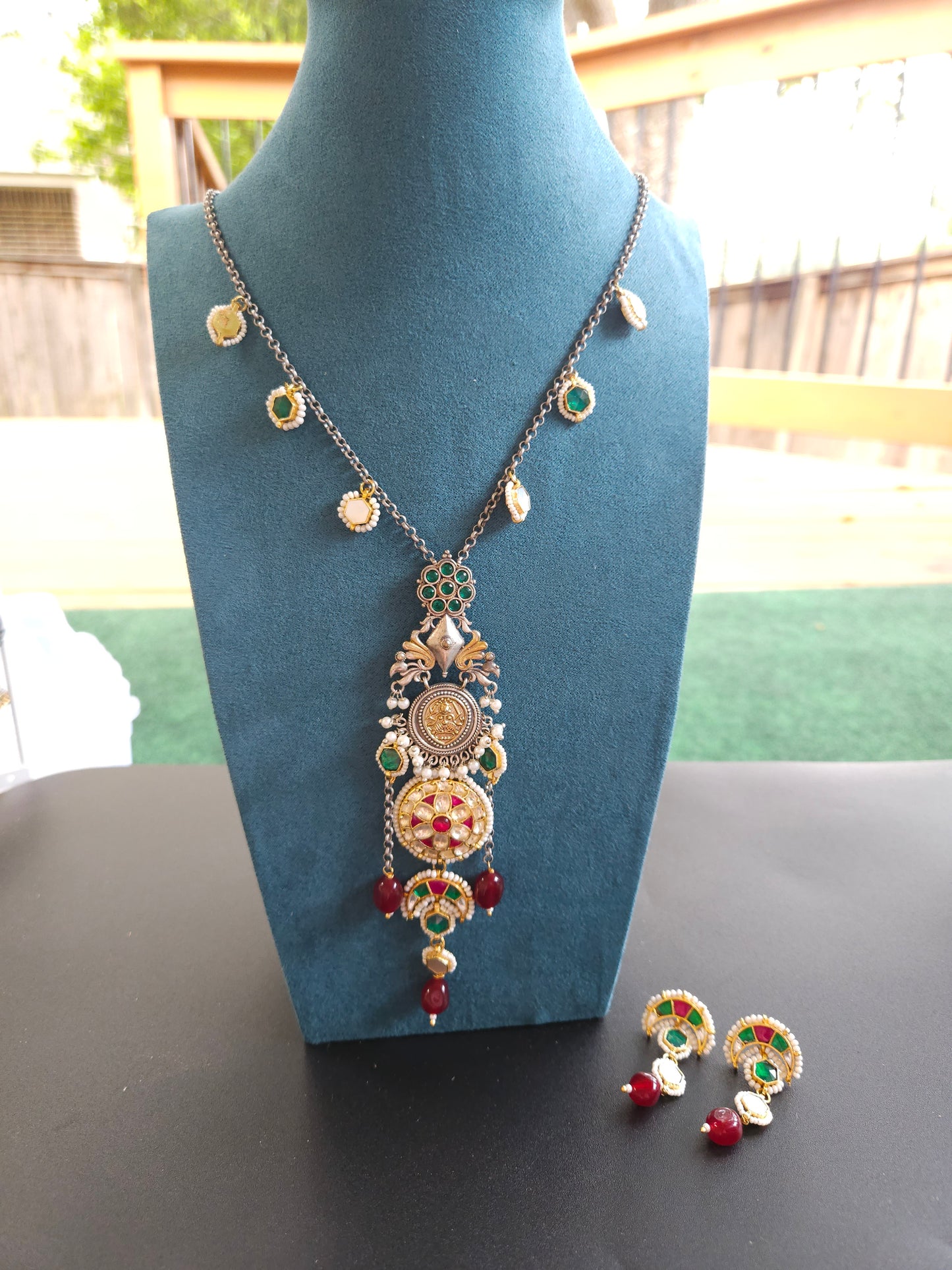 Aanshi fusion necklace set