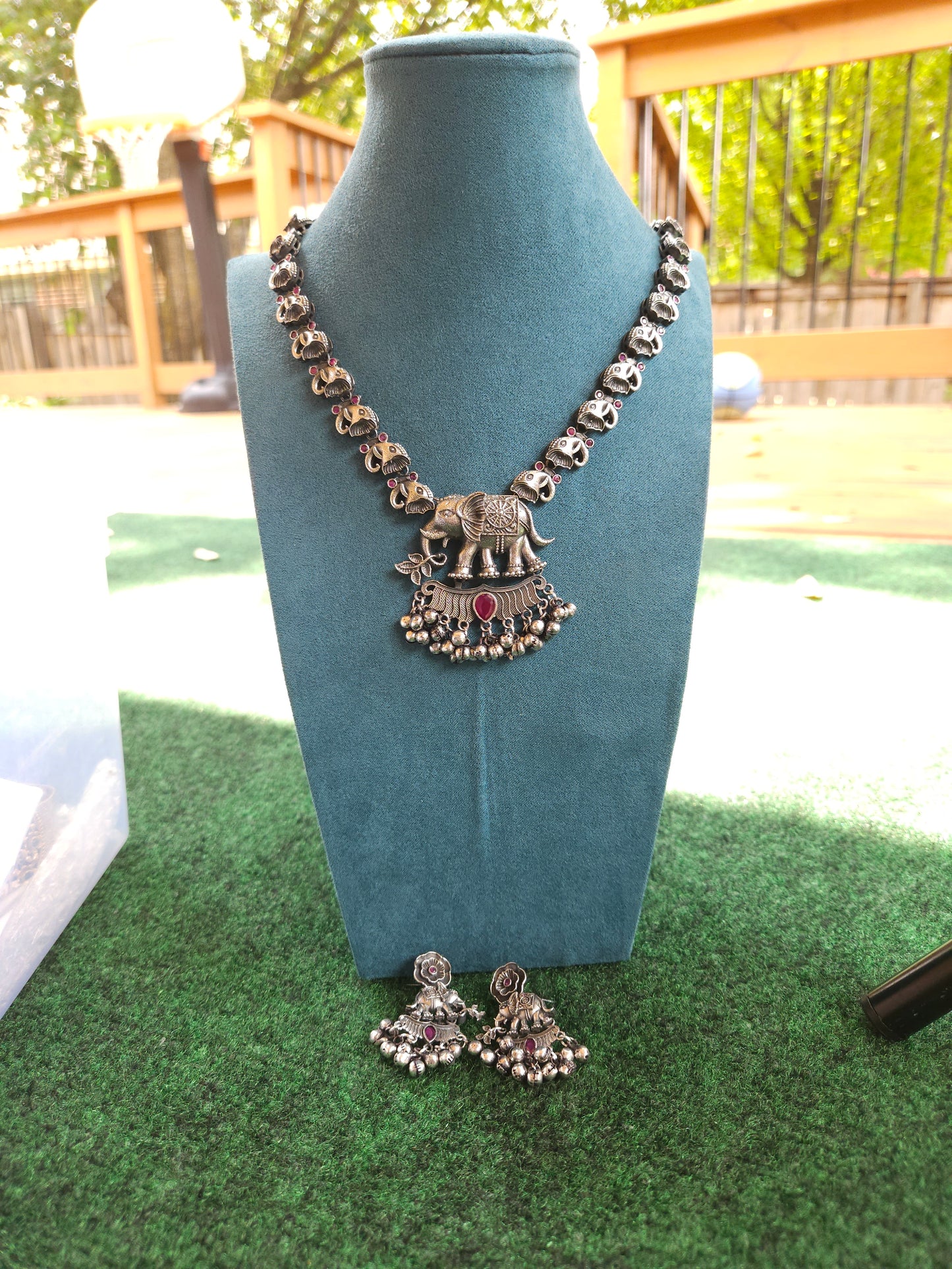 Elephant Silver alike necklace set