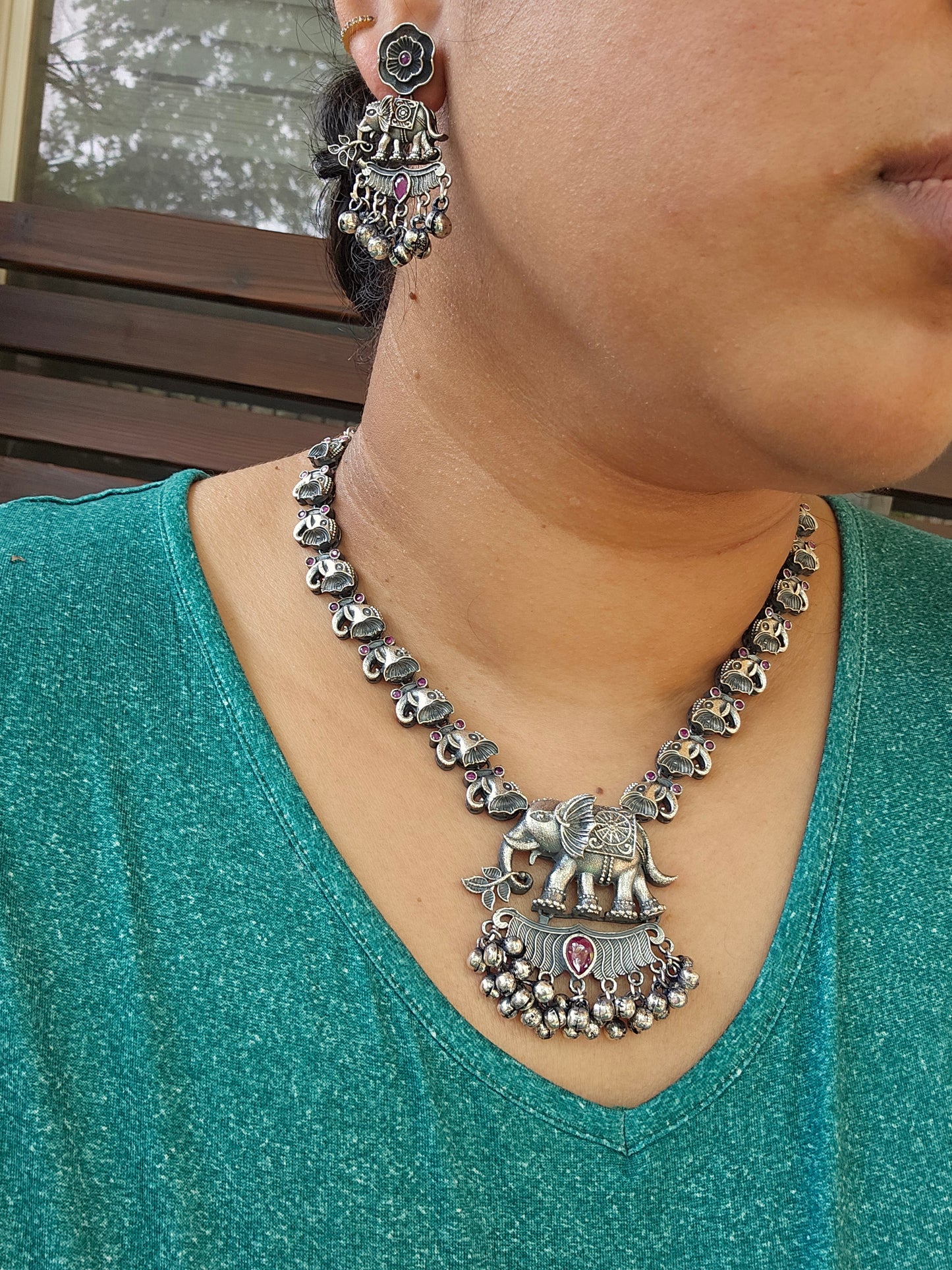 Elephant Silver alike necklace set