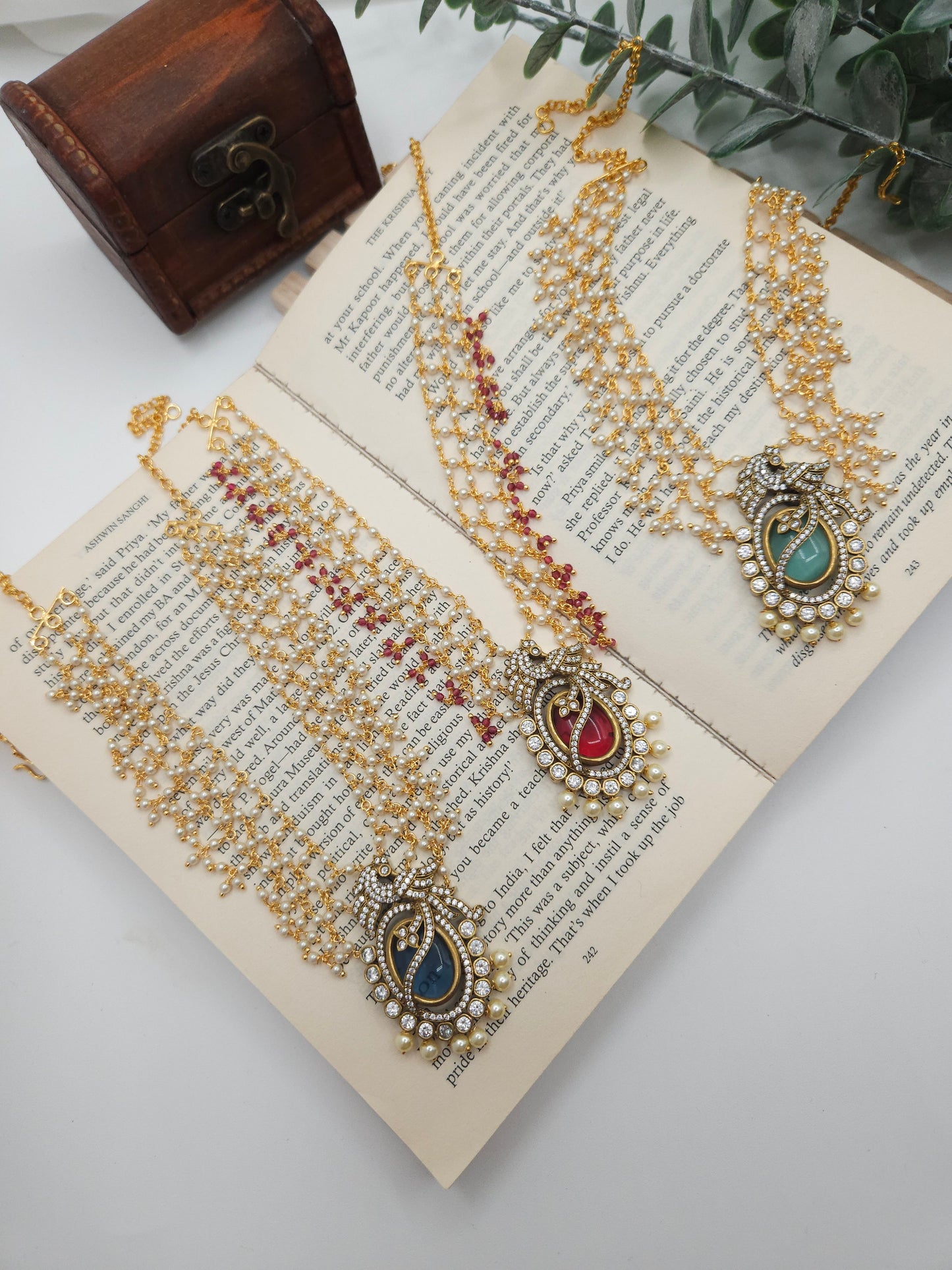 Victorian polki necklace with earrings