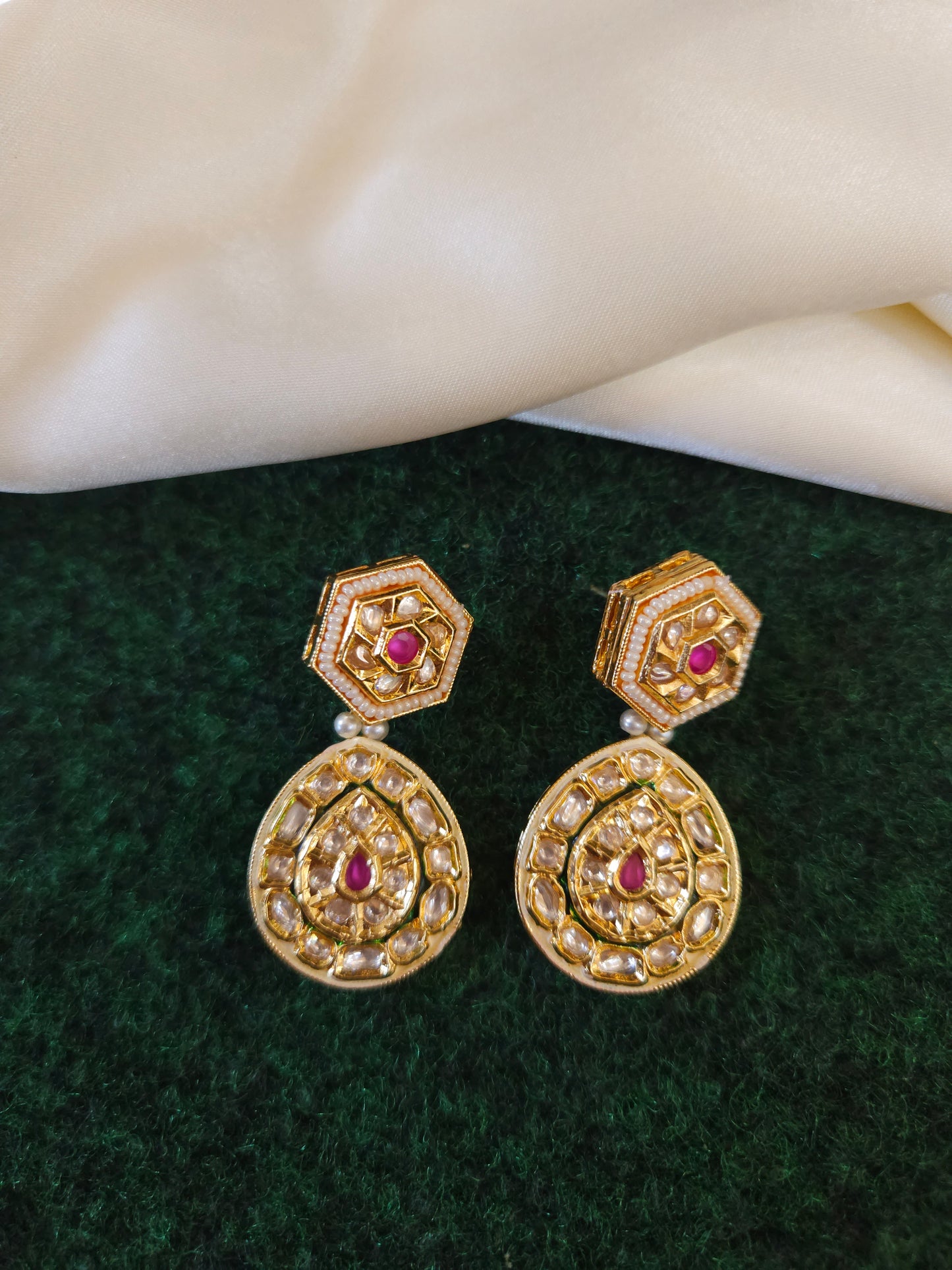 Prachi  kundan earrings