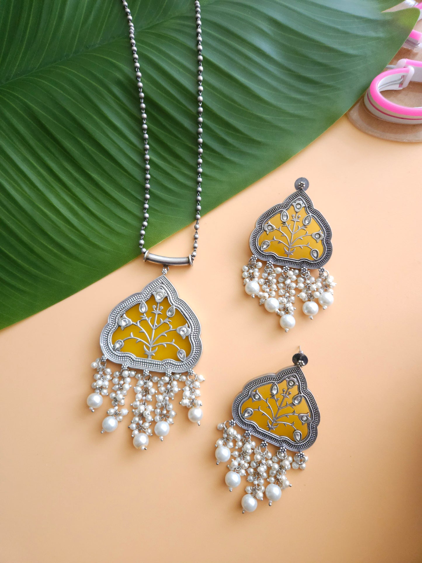 Achyutha pendant necklace set