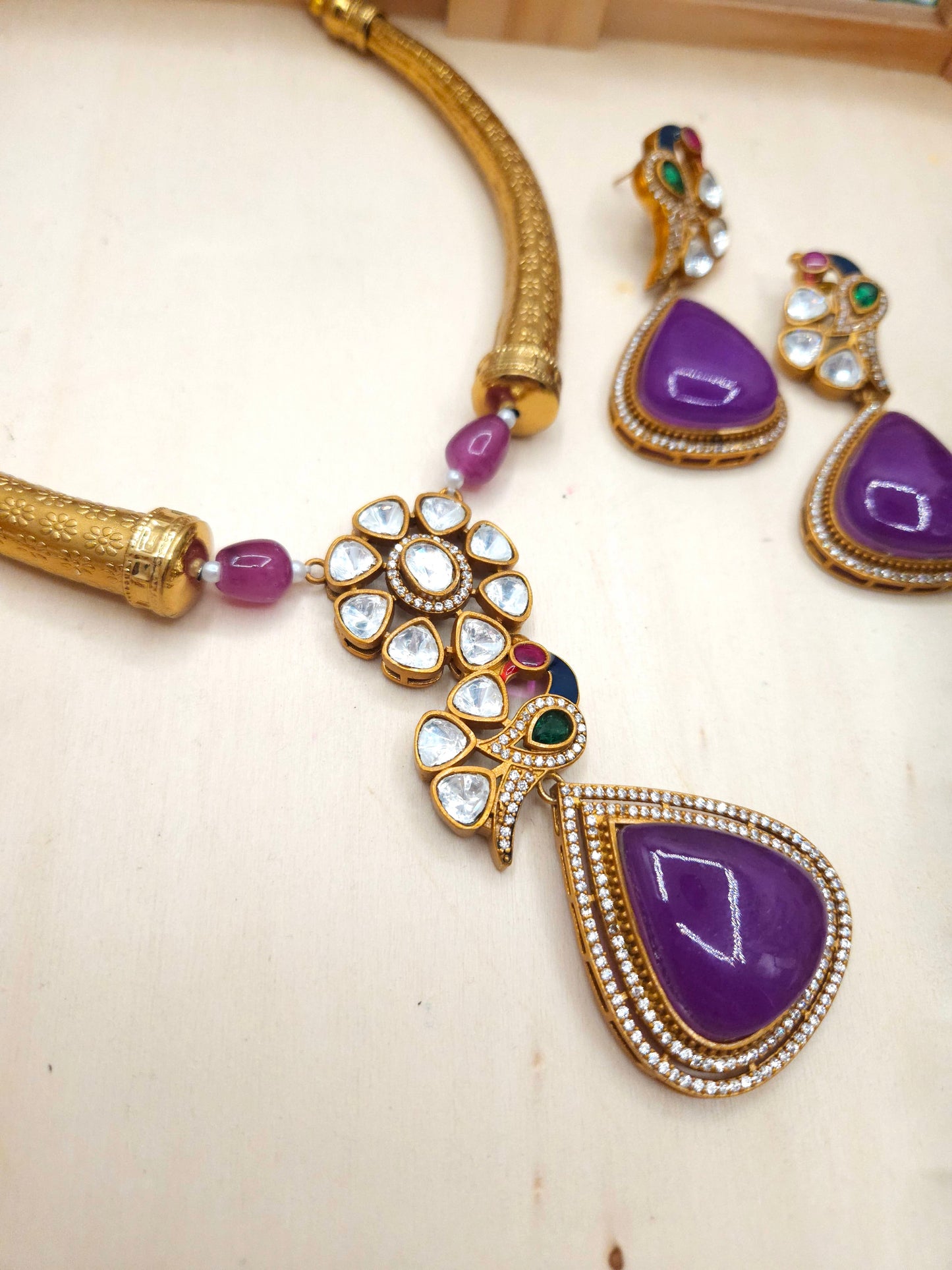 Aanshi polki hasli necklace set