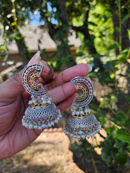 Aastha dualtone jhumka earrings