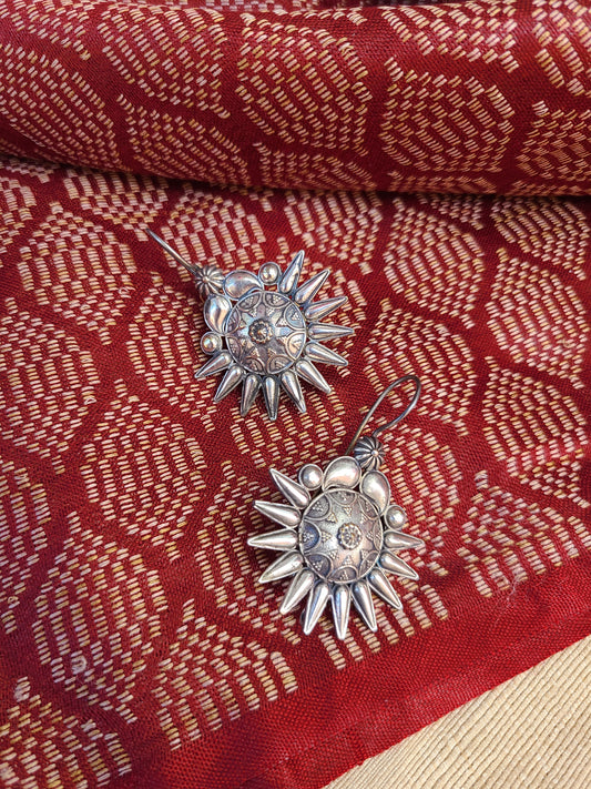 Aditya hook silver alike earrings