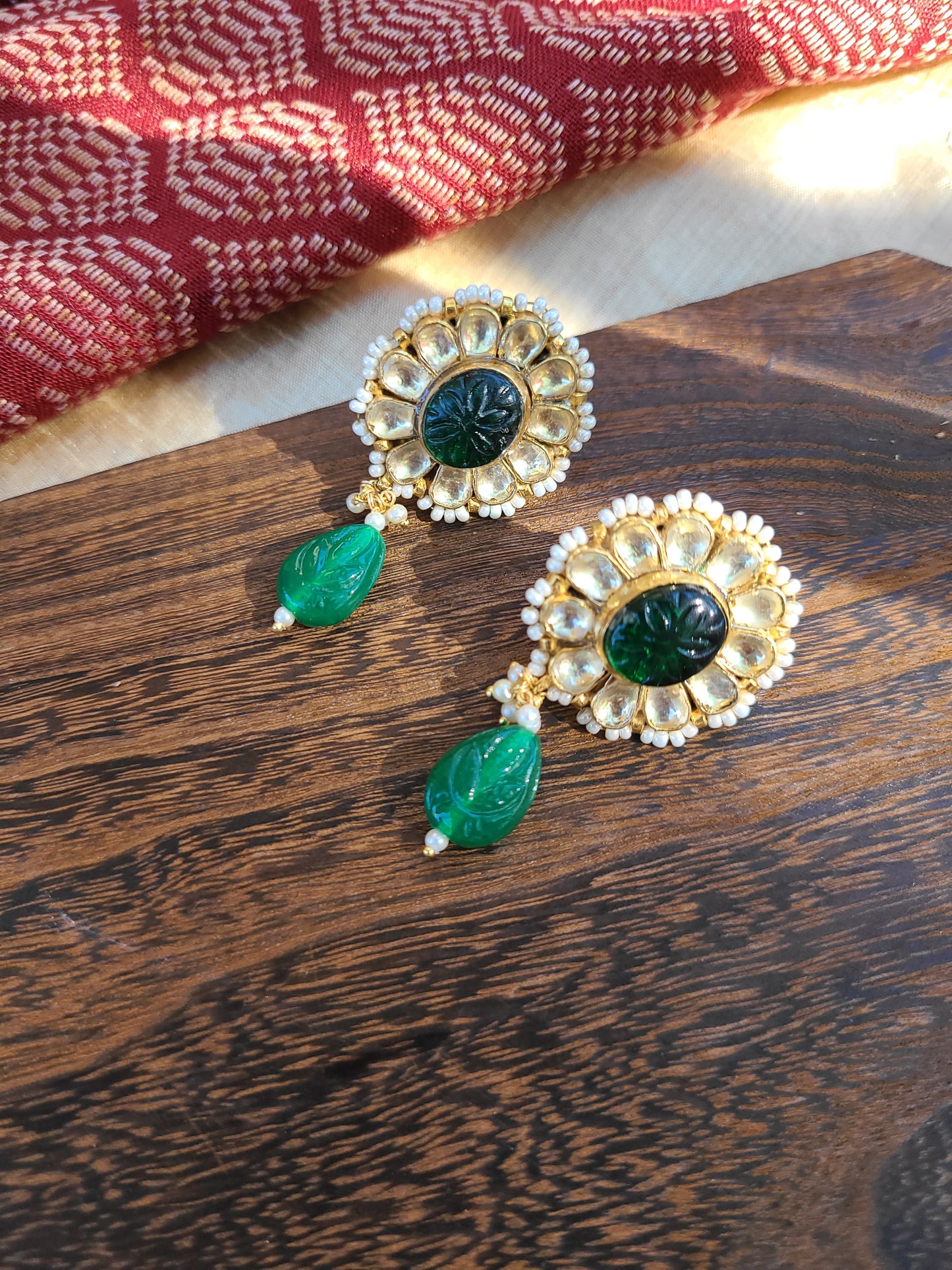 Iditri pachi kundan earrings