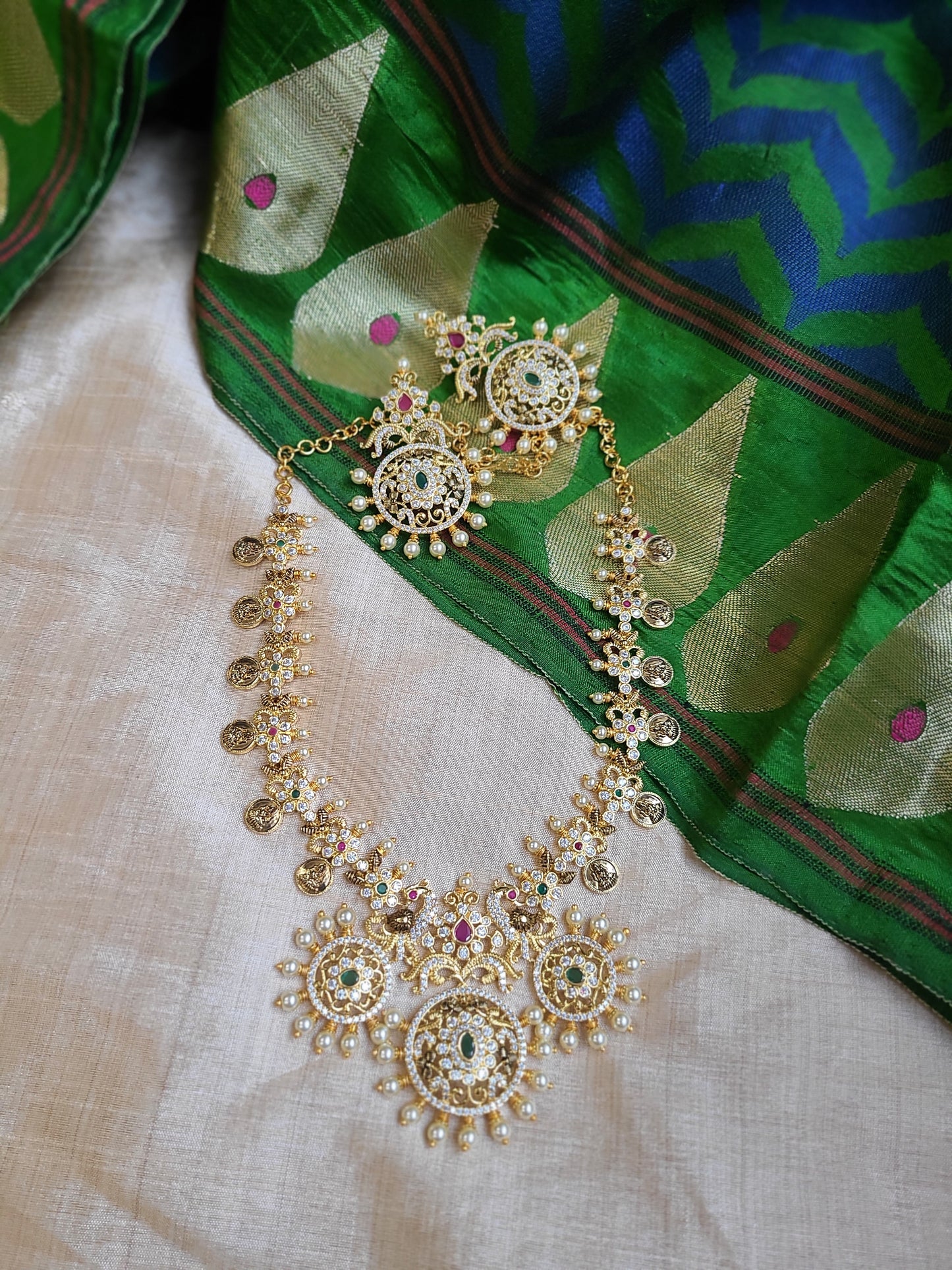 Anandhi kemp designer goldplated necklace set