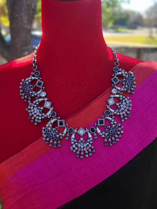 Ariyah silver alike necklace set