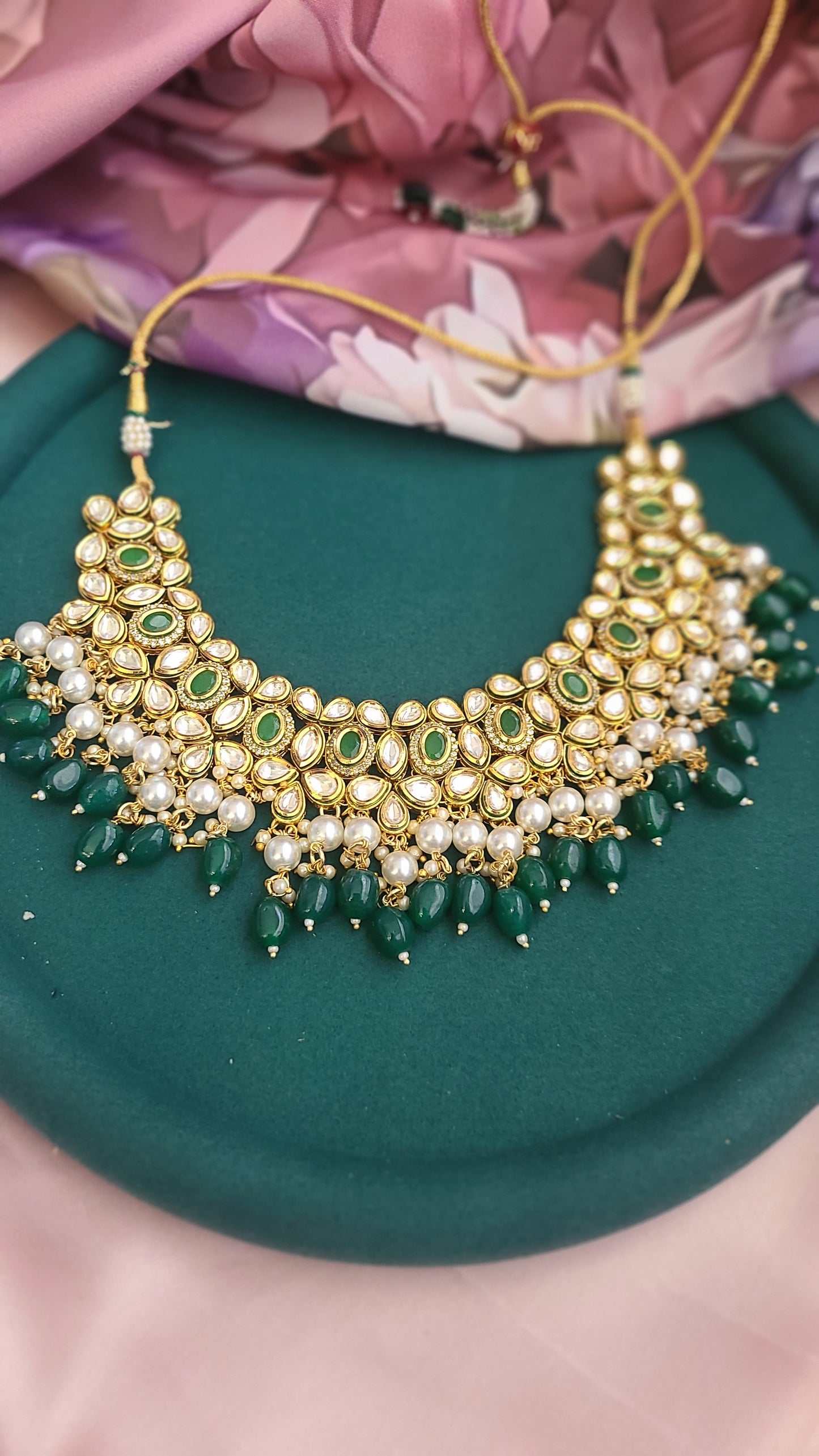 Ashwi kundan necklace set with maang tikka