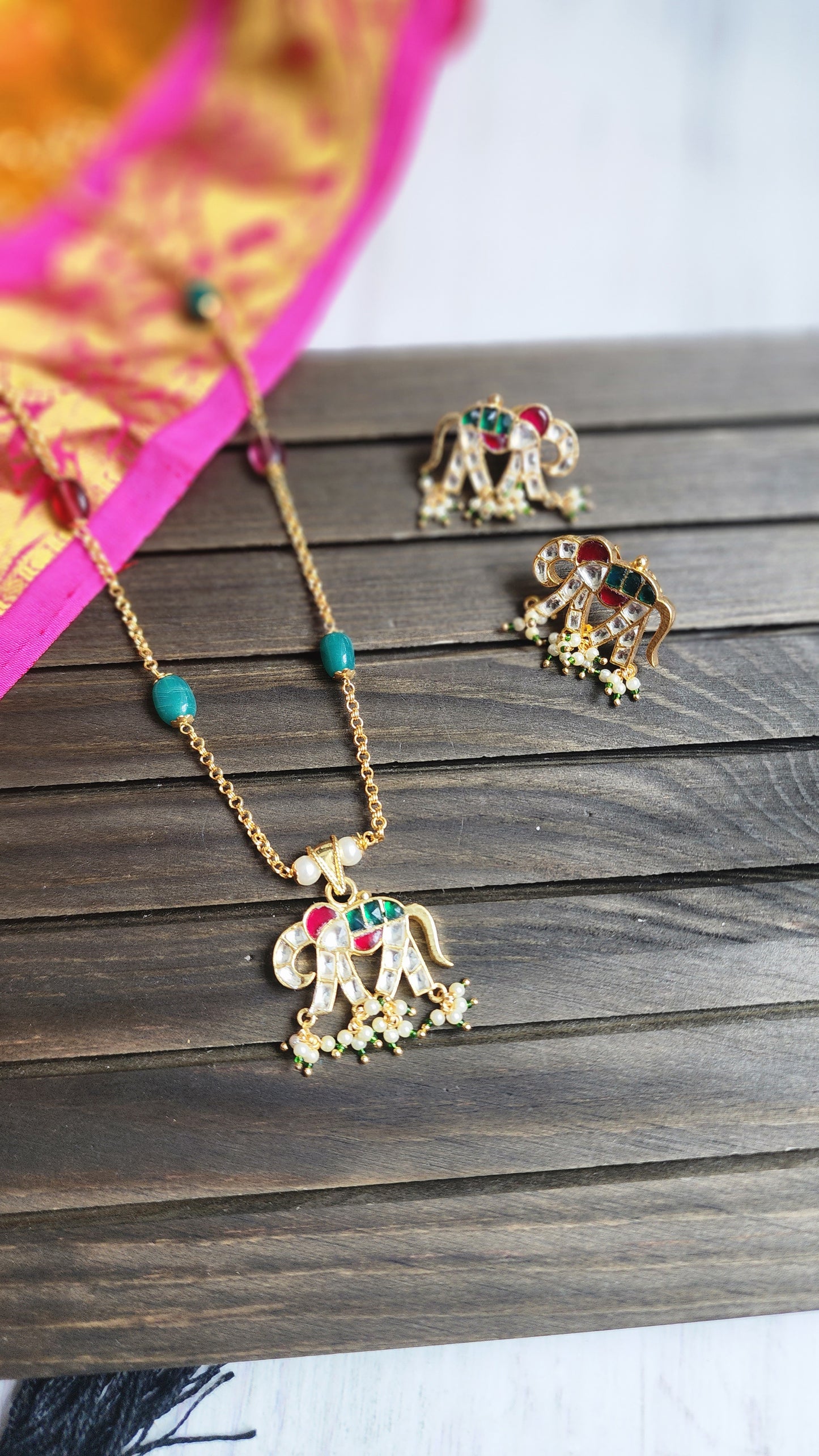 Elephant pachi kundan necklace set