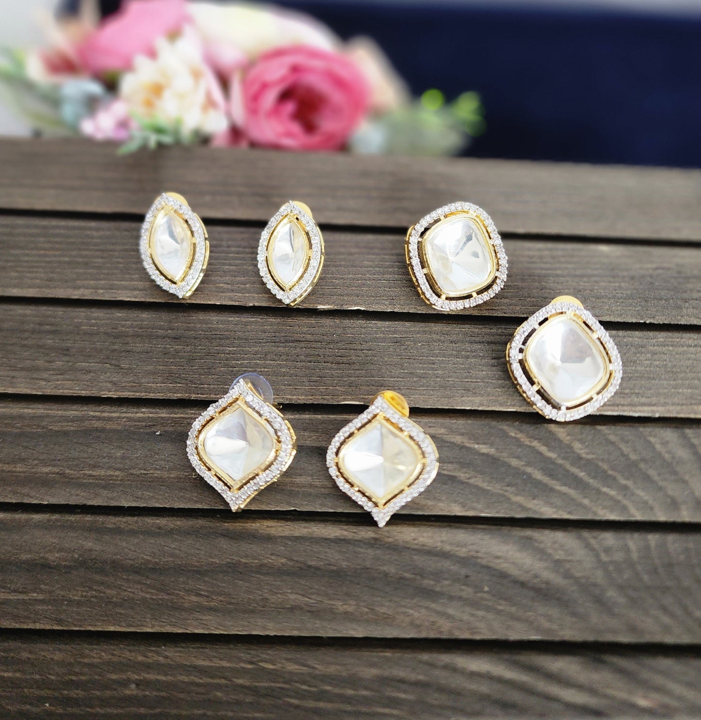 Kundan stud earrings