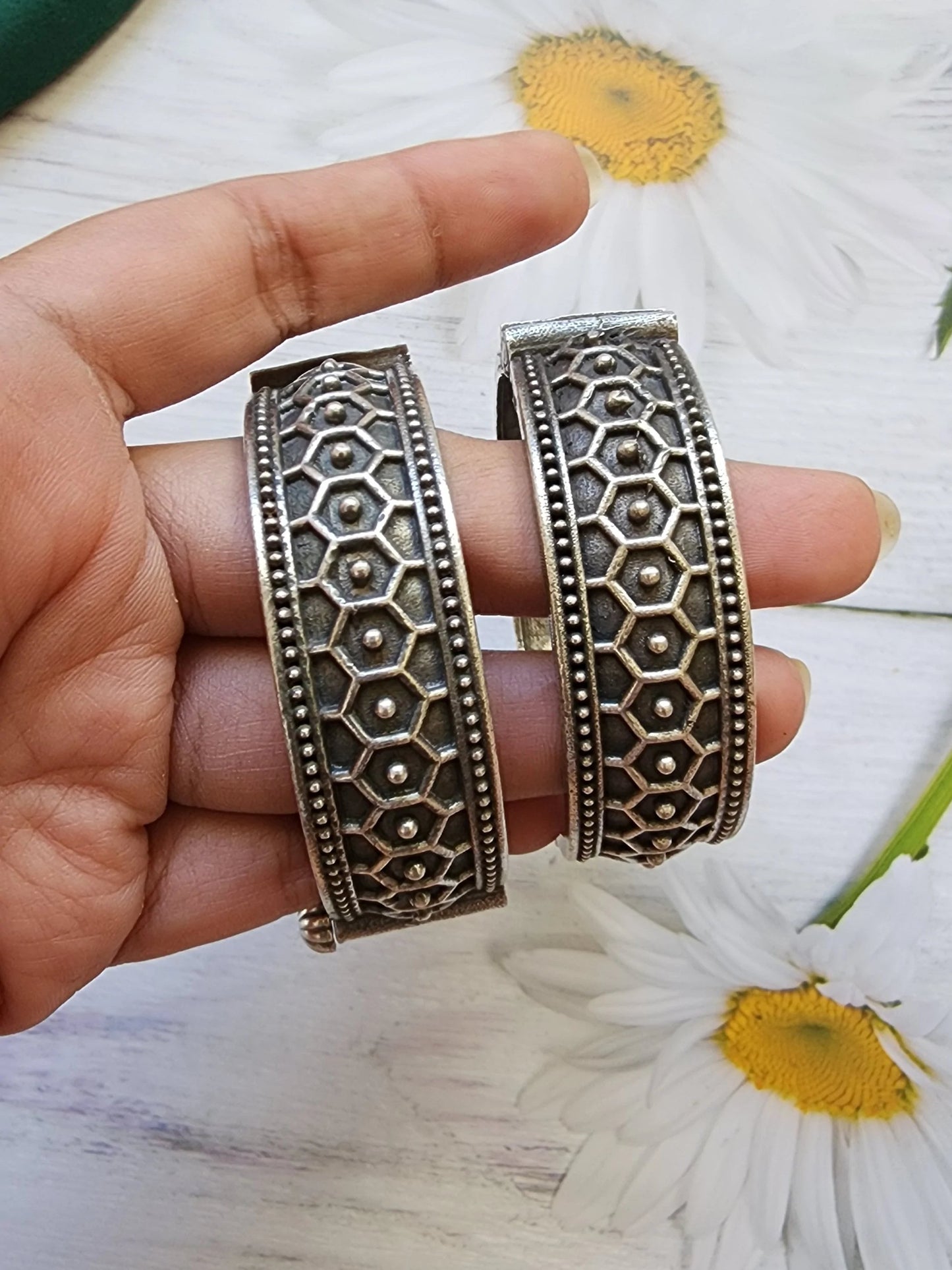 Silver alike kada bangles