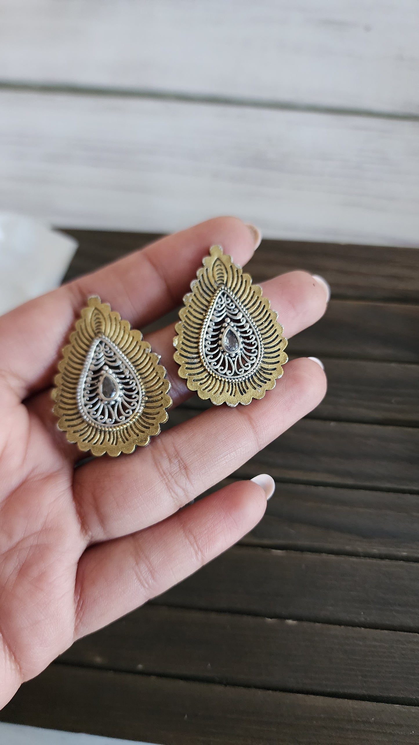 Kantha Dualtone stud earrings