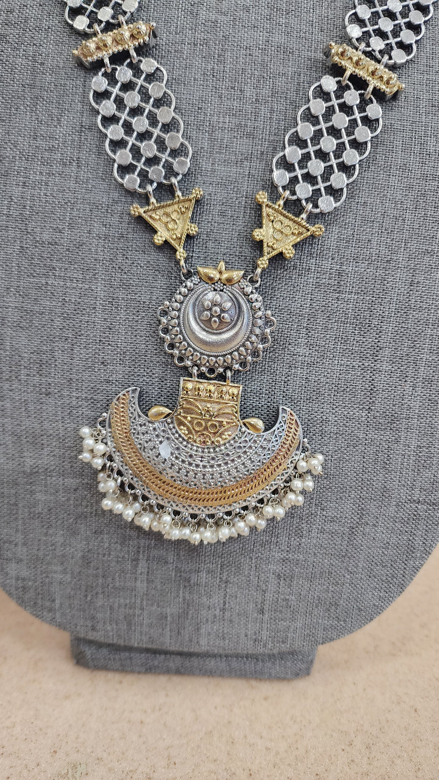 Anvi dualtone necklace set