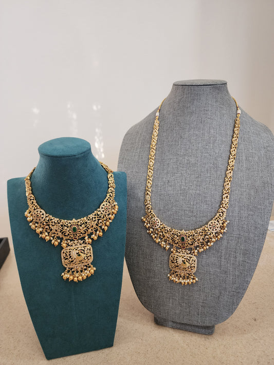 Beaded goldplated statement necklace set